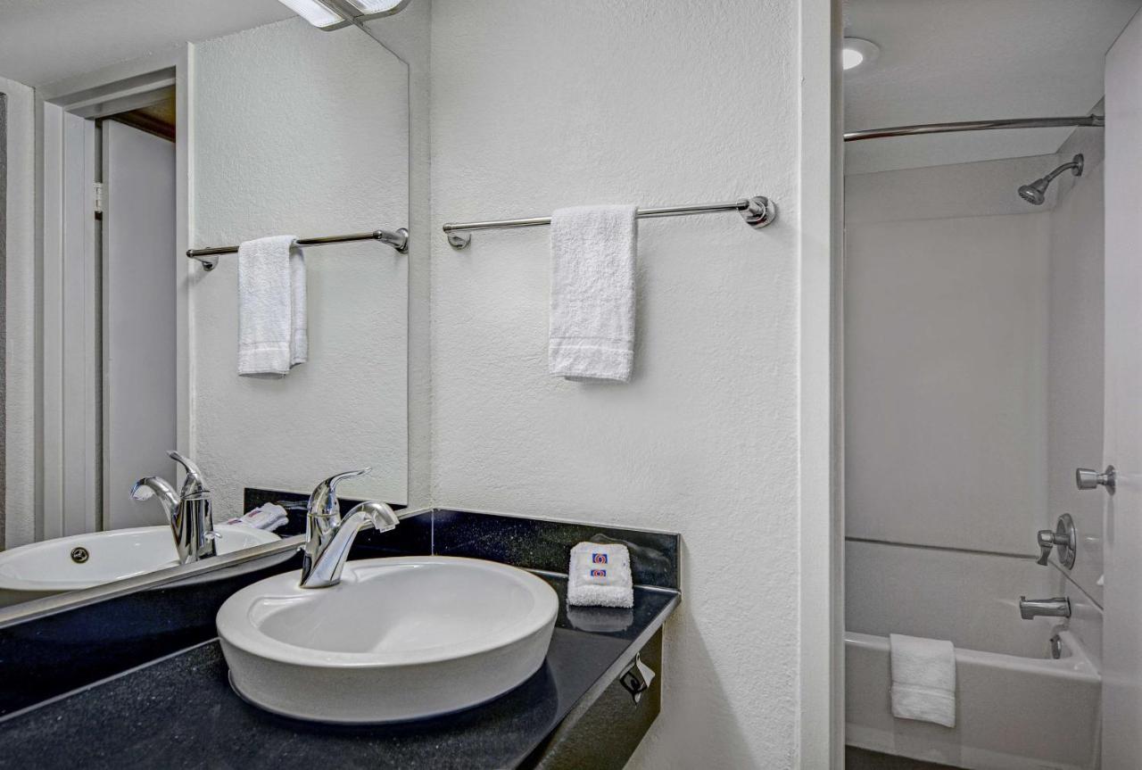 Motel 6-Tallahassee, Fl - Downtown Eksteriør billede