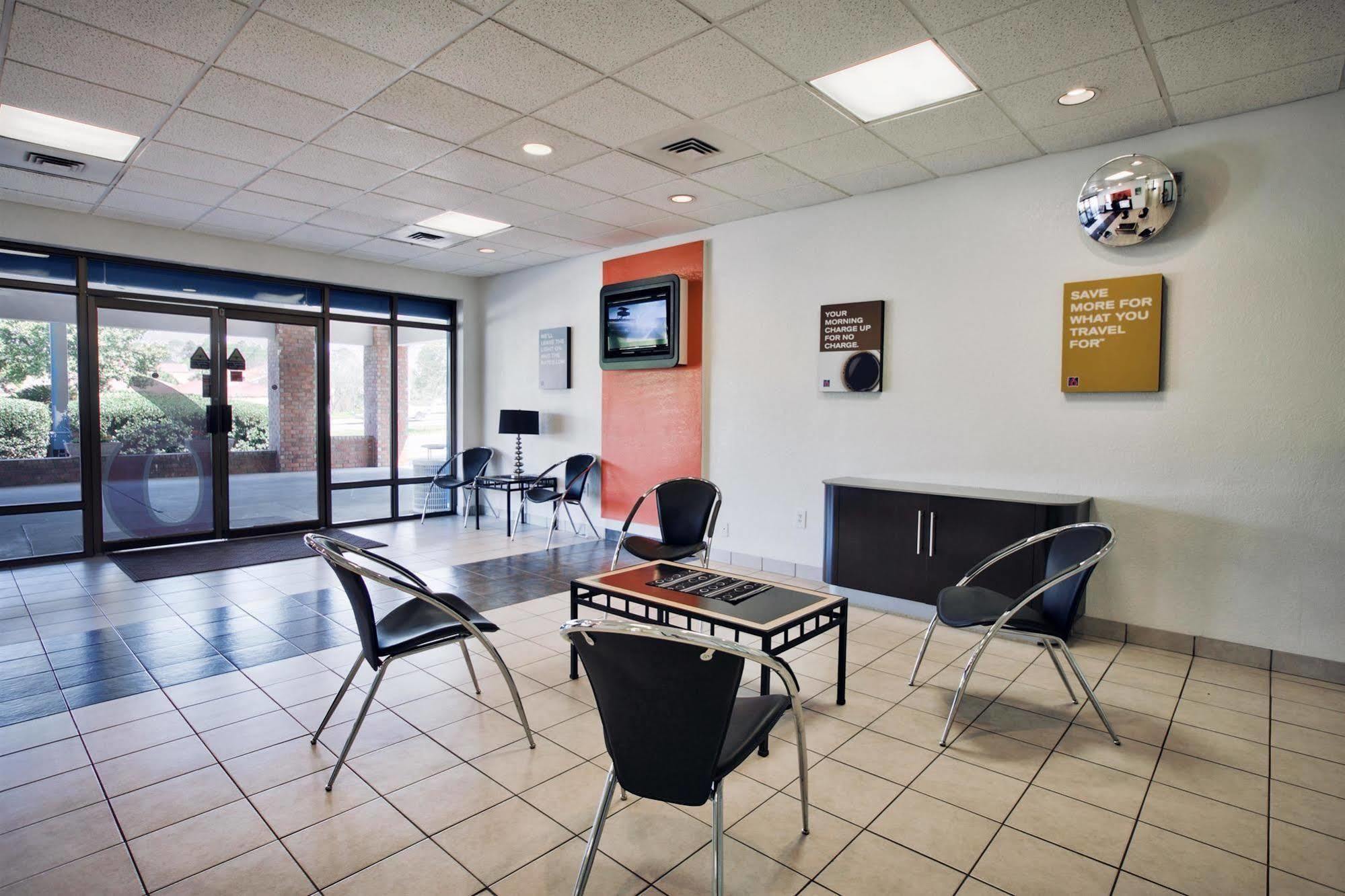 Motel 6-Tallahassee, Fl - Downtown Eksteriør billede