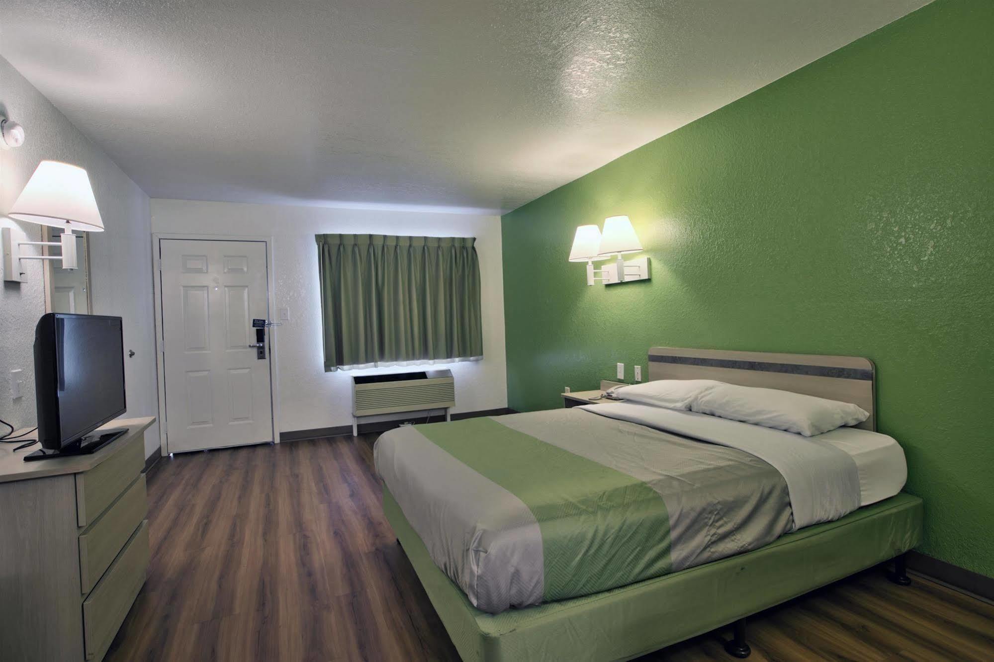 Motel 6-Tallahassee, Fl - Downtown Eksteriør billede
