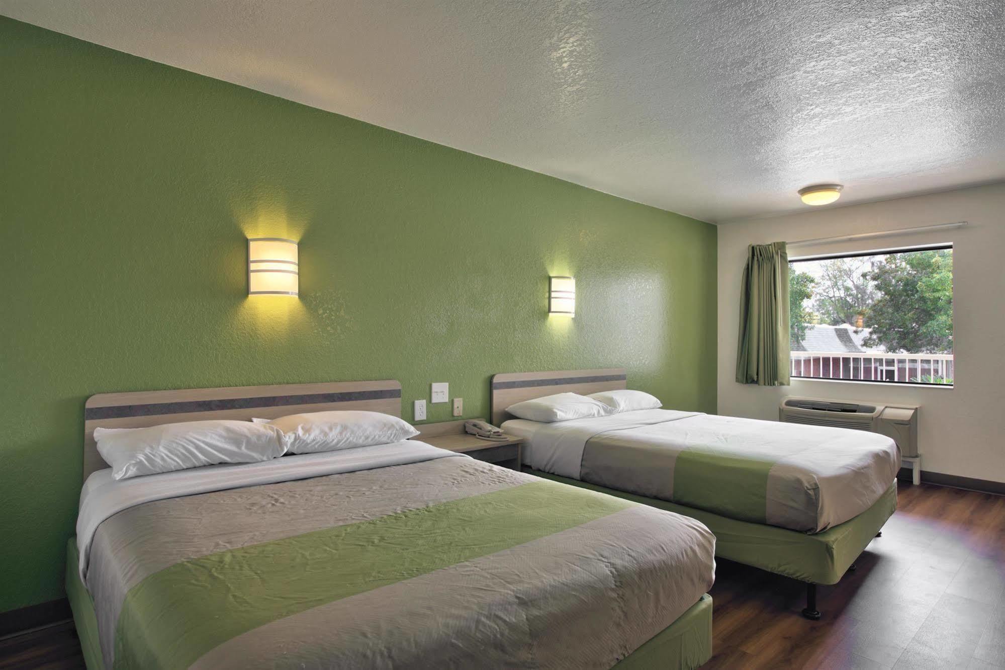 Motel 6-Tallahassee, Fl - Downtown Eksteriør billede